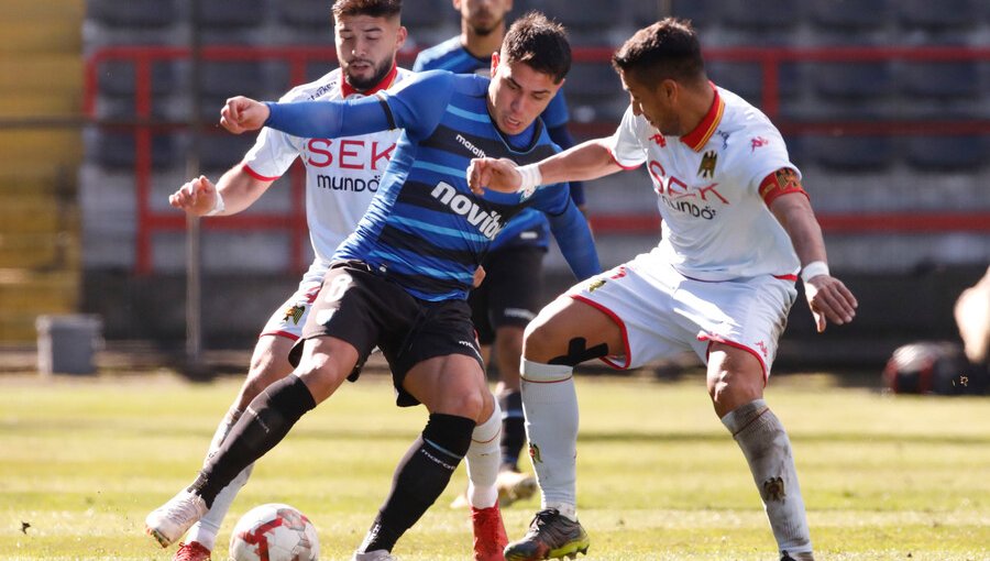 Huachipato y Unión Española animaron entretenido empate en Talcahuano