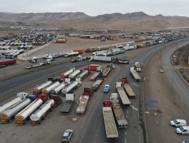 Camioneros del norte del país en paro exigen estado de excepción en la frontera ante constantes asaltos