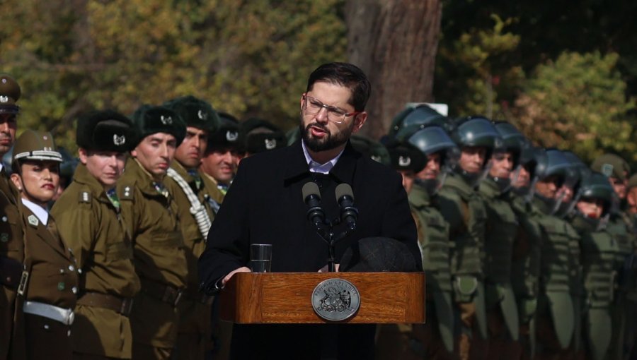 Presidente Boric recordó a carabineros asesinados en Cañete en aniversario 97° de la institución