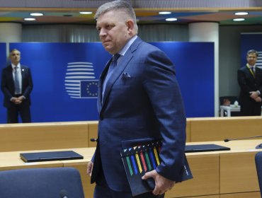 Balearon a primer ministro de Eslovaquia: Repudio de líderes europeos