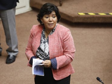 Senadora Provoste emplaza al gobierno a que "se cumplan las promesas" en torno al CAE