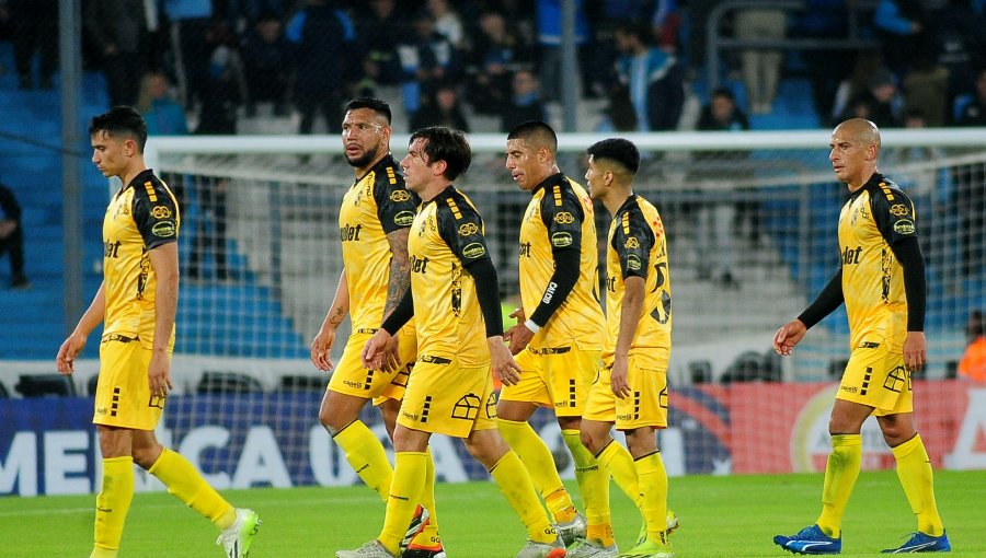 Coquimbo Unido se despidió de la Copa Sudamericana tras perder por goleada ante Racing