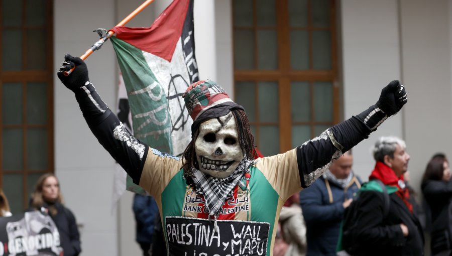 Comunidad Judía rechaza manifestaciones pro palestinas en la Universidad de Chile: “una excusa para incitar al odio”