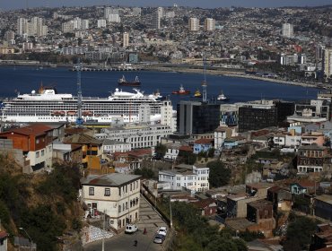 Paulina Vodanovic critica a Sharp: “Valparaíso está totalmente abandonado”
