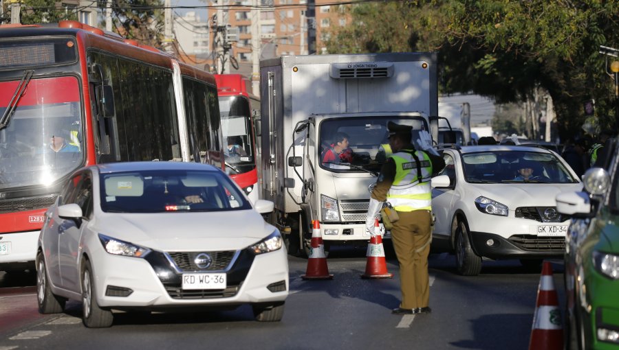 Estudio muestra las elecciones de autos entre hombres y mujeres en Chile