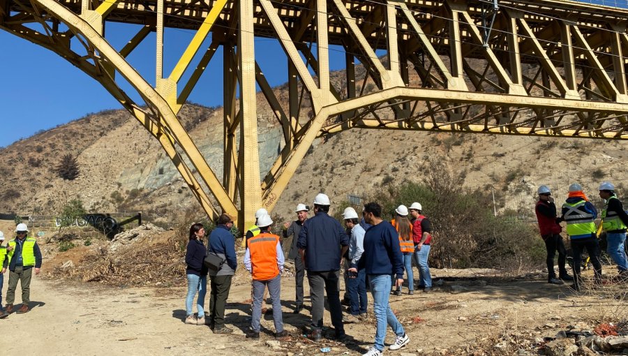 Con sensores e inteligencia artificial monitorearán y mantendrán el puente Las Cucharas de Viña del Mar