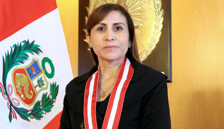 El polémico y corto período de la fiscal general de Perú suspendida por interferir en una indagatoria contra su hermana