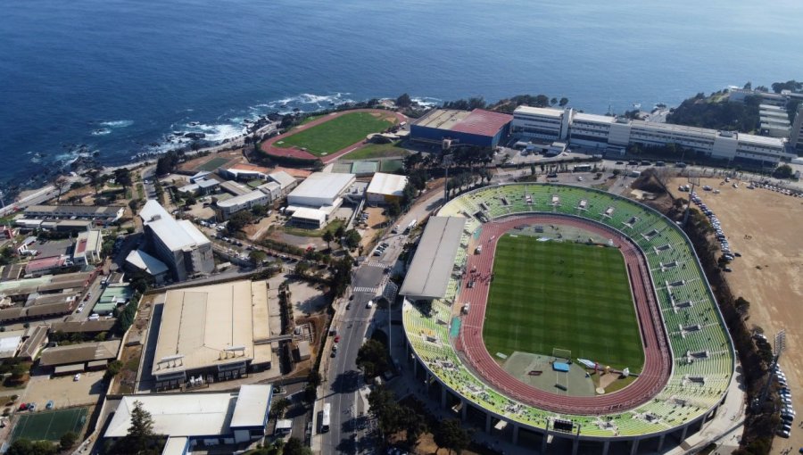 Comienza la recolección de firmas para solicitar al gobierno la devolución del Estadio de Playa Ancha al municipio de Valparaíso