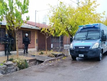 Desbaratan banda de camioneros chilenos que ingresaban armas desde Mendoza: las vendían a organizaciones criminales