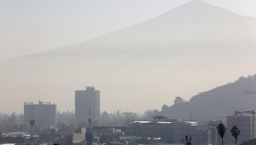 Por mala condición del aire, decretan la primera alerta ambiental del año para la Región Metropolitana