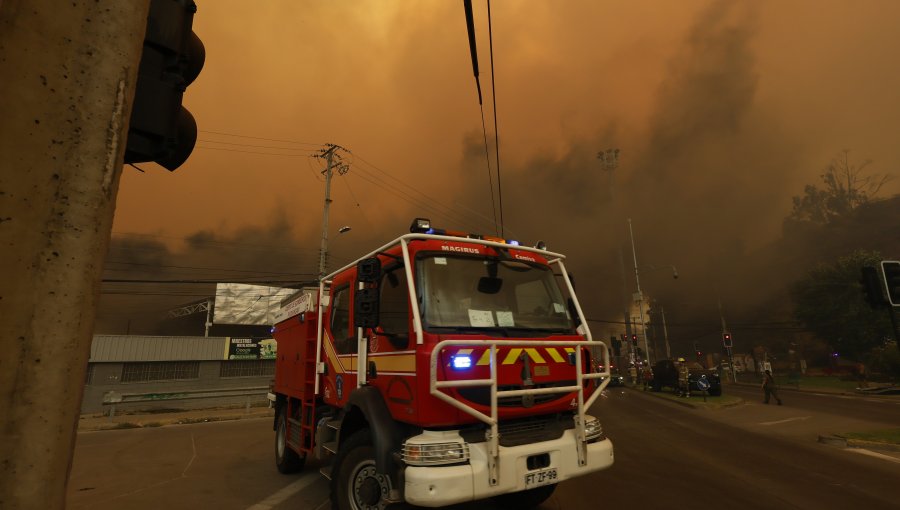 Diputados de Valparaíso expresan su apoyo a Bomberos tras detención de voluntario por su presunta responsabilidad en megaincendio