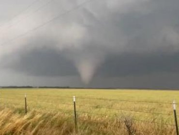 Ascienden a 18 los fallecidos por tornados en Estados Unidos