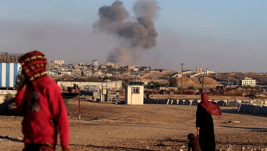 Aumentan a 45 los muertos por ataque israelí a campamento de desplazados en Rafá