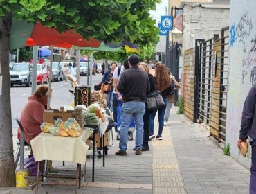 Alcaldesa Valeria Melipillán busca extender hasta septiembre el permiso para comerciantes ambulantes en las calles de Quilpué