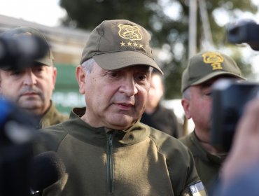 General Yáñez asistió a acto en memoria de carabineros asesinados hace un mes en Cañete