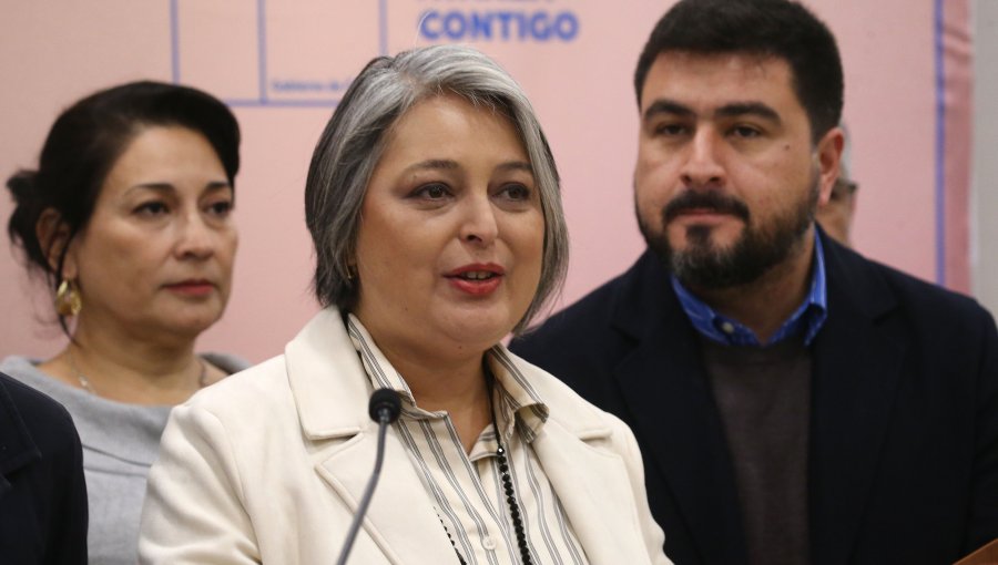 Ministra Jara anuncia nueva modalidad en negociación por sueldo mínimo