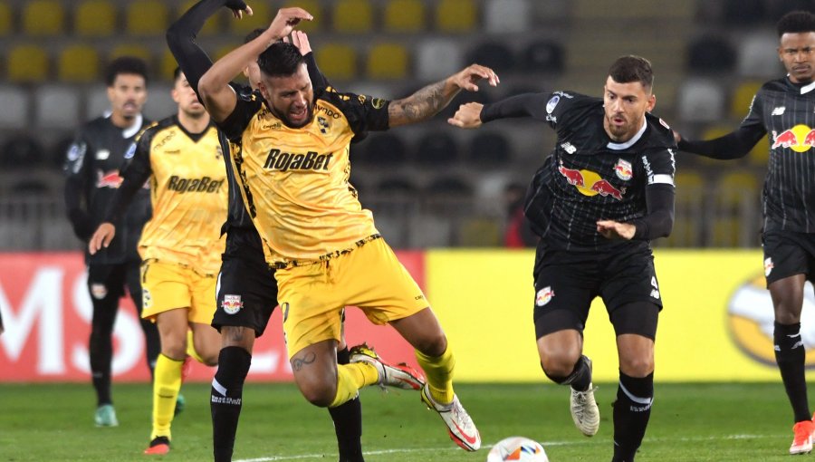 Coquimbo Unido se despidió de Copa Sudamericana con un amargo y agónico empate ante Bragantino