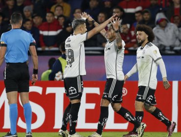 Colo-Colo empató con Cerro Porteño y abrochó su clasificación a octavos de final de Copa Libertadores