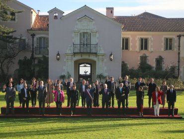 Presidente Boric y sus ministros participaron en la tradicional fotografía previo a la Cuenta Pública en el palacio de Viña del Mar