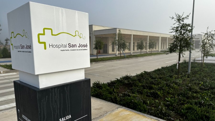 Mandatario se compromete a tener operativos siete nuevo hospitales este año, incluidos el de San Antonio y el de Casablanca