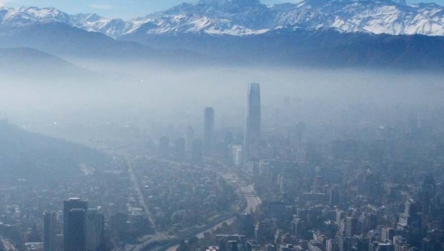 Por segundo día consecutivo declaran alerta ambiental en la Región Metropolitana por mala ventilación