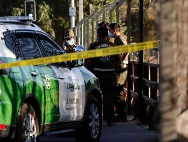 Hombre es asesinado a balazos mientras conducía su motocicleta en Viña del Mar: Acompañante se encuentra en riesgo vital