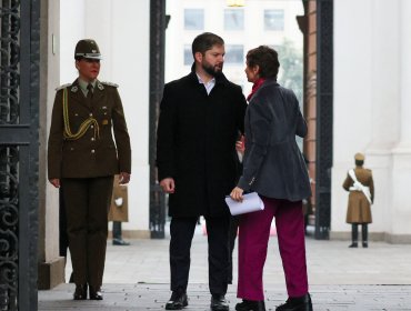 Ministra Tohá admite que anuncio de aborto en la Cuenta Pública no se consultó en comité político