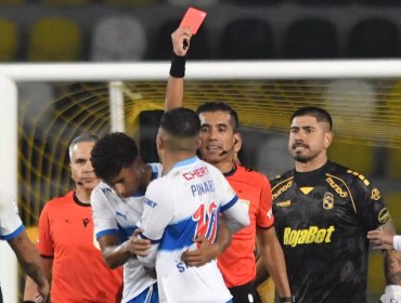 Árbitro consignó los insultos por los que César Pinares fue expulsado en el partido de U. Católica ante Coquimbo