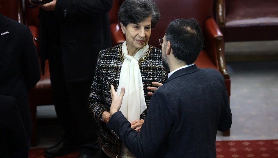 Senadora Isabel Allende y elecciones de octubre: "Deben hacerse en dos días"