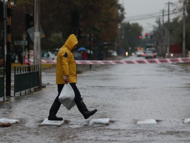 Pronostican caída de hasta 100 milímetros de precipitaciones en sólo tres días en la región Metropolitana