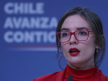 Ministra Vallejo respalda a Boric y niega persecución política en el caso Jadue