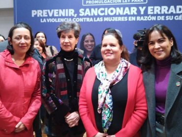 Senadora Allende y Ley sobre Vida Libre de Violencia para las Mujeres: “Es un buen día para las mujeres del país, pero aún falta"