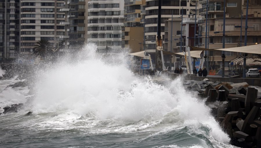 Por marejadas anormales: Declaran Alerta Temprana Preventiva para las comunas del borde costero entre Arica y Los Lagos