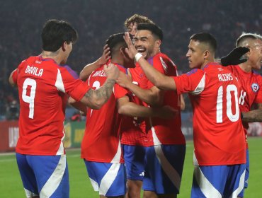 Chile goleó a Paraguay en su regreso al Estadio Nacional en el último partido antes de la Copa América