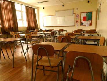 Suspenden las clases en las regiones de Coquimbo, Valparaíso, Metropolitana y O’Higgins por sistema frontal