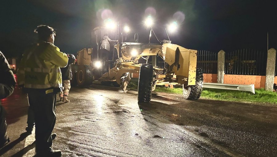 Familia de Limache fue evacuada de emergencia tras aumento del caudal del estero