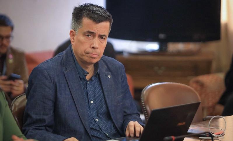 Diputado Celis exige al Ministerio de Salud fechas concretas y reajustes inmediatos para proyectos hospitalarios