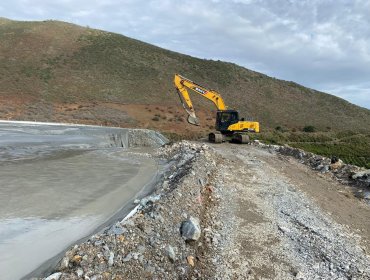 Escurrimiento de relaves en Cabildo deriva en medidas de la Superintendencia del Medio Ambiente contra la Minera Las Cenizas