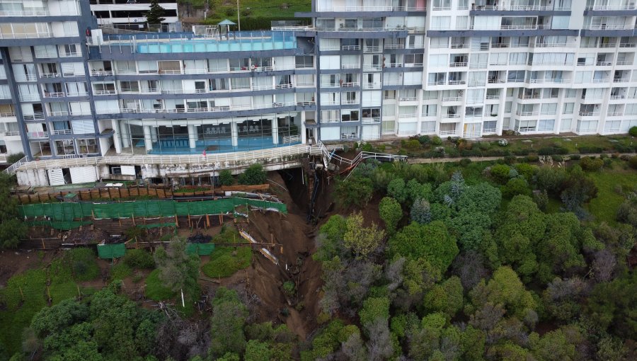 Declaran "inhabitable en forma total" todas las torres del edificio Euromarina Il tras socavón en Reñaca