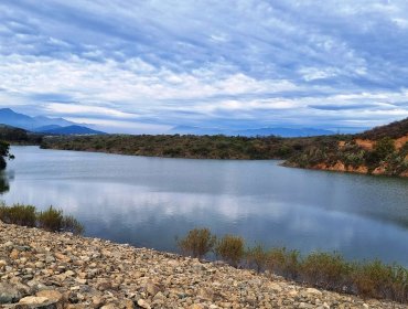 Máxima capacidad del embalse Los Aromos permite asegurar suministro de agua potable a 1 millón de personas del Gran Valparaíso