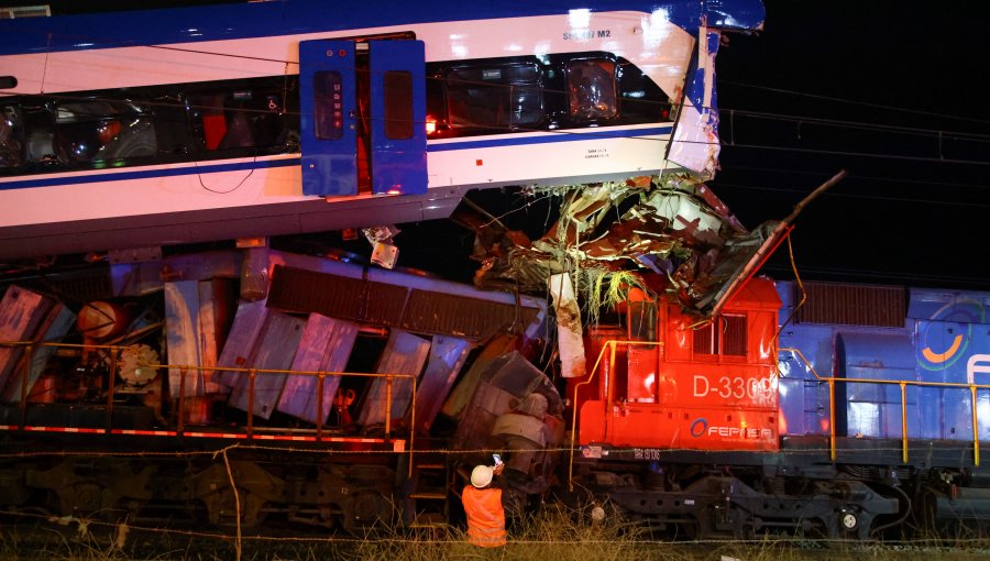 EFE suspende salidas de trenes y Gobierno se muestra preocupado: “Se sale de todo marco”