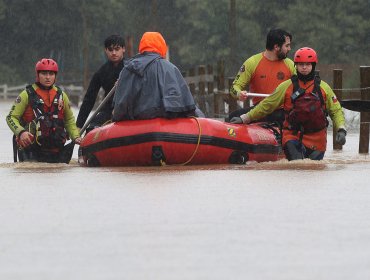 Biobío: Alerta por desbordes de ríos y posible formación de tornados