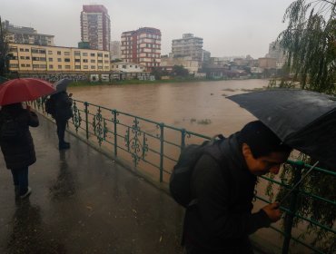 Declararon en Alerta Roja a las provincias de Valparaíso y Marga Marga por crecidas de esteros, anegamientos y remociones en masa