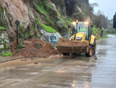 30 personas han sido albergadas en Quilpué: alcaldesa llamó a "colaborar" en caso de realizar evacuaciones por remoción de masa