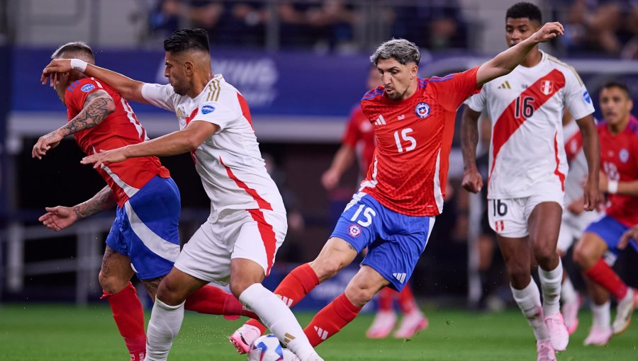 Chile se estrenó en Copa América con un amargo empate sin goles ante Perú