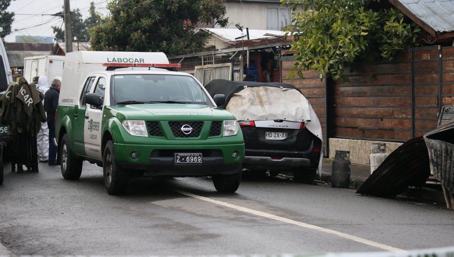 Seis personas murieron en incendio que destruyó vivienda en Renca