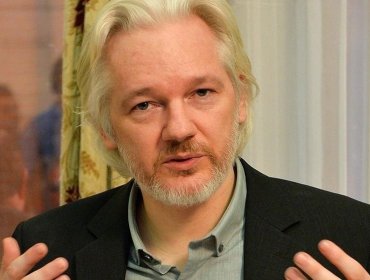 Julian Assange queda en libertad bajo fianza tras un acuerdo con el Gobierno de EE.UU.