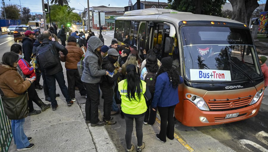 Aseguran que transporte alternativo tras paro de maquinistas "va a estar activado" durante toda la contingencia en el Gran Valparaíso