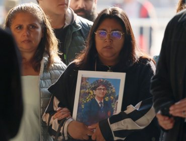 Madre de conscripto Franco Vargas agradece que la justicia civil investigue la muerte de su hijo durante marcha en Putre