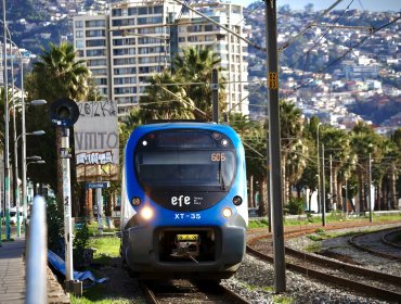 Tren Limache-Puerto retomó su servicio habitual tras acuerdo que levantó el paro: "Se nota su importancia para el Gran Valparaíso"